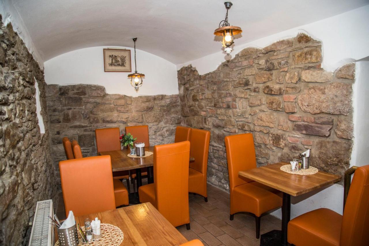 Hotel U Mesta Prahy Nachod Ngoại thất bức ảnh
