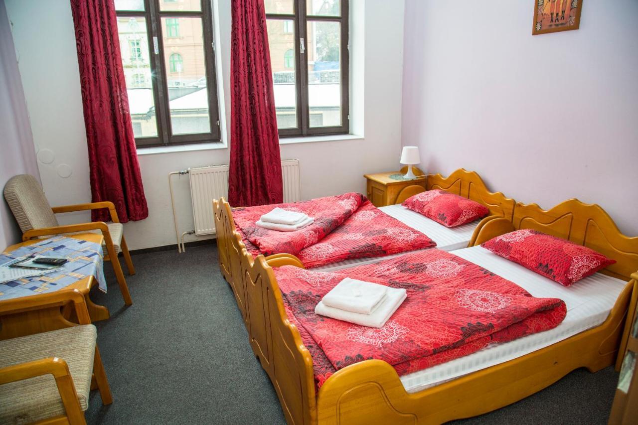 Hotel U Mesta Prahy Nachod Ngoại thất bức ảnh