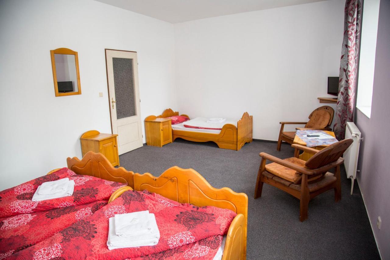 Hotel U Mesta Prahy Nachod Ngoại thất bức ảnh